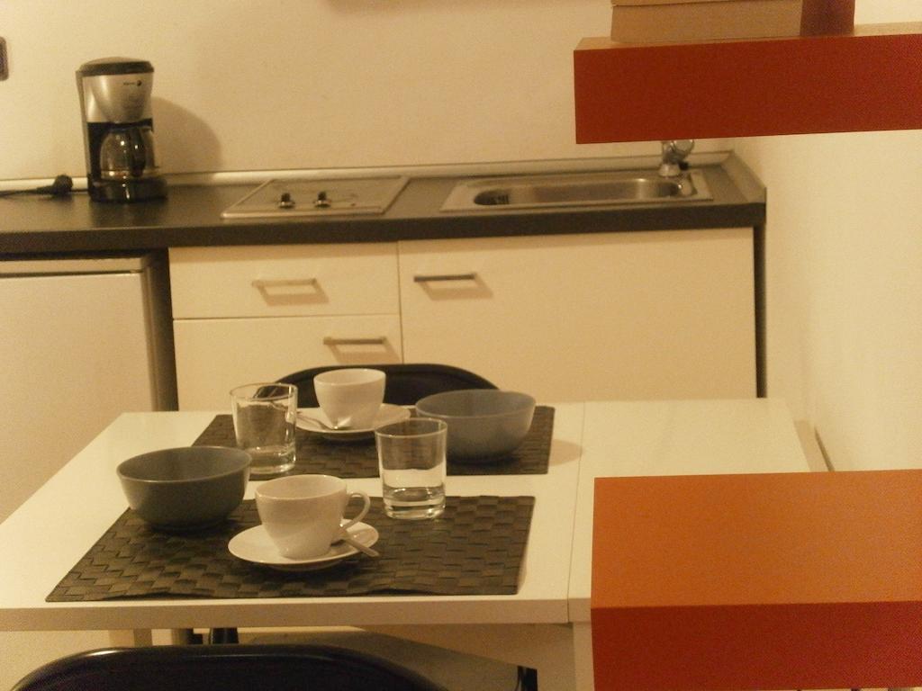 Marbel Apartments Барселона Номер фото