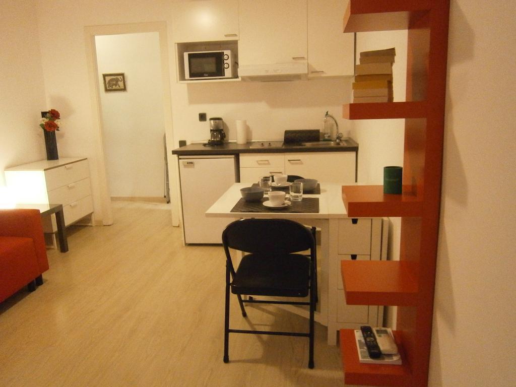 Marbel Apartments Барселона Номер фото